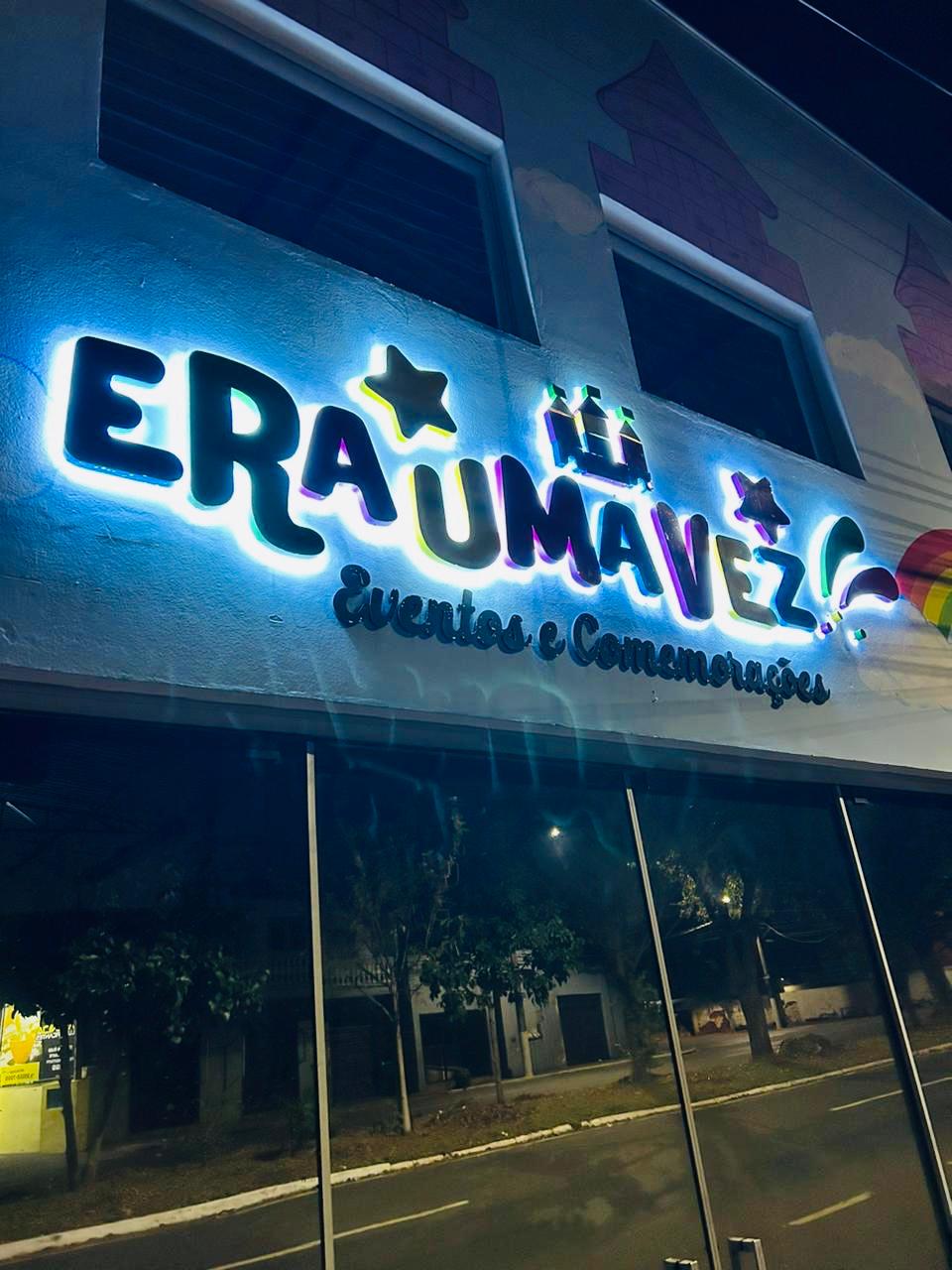 Decorações personalizadas para todos os temas de festa